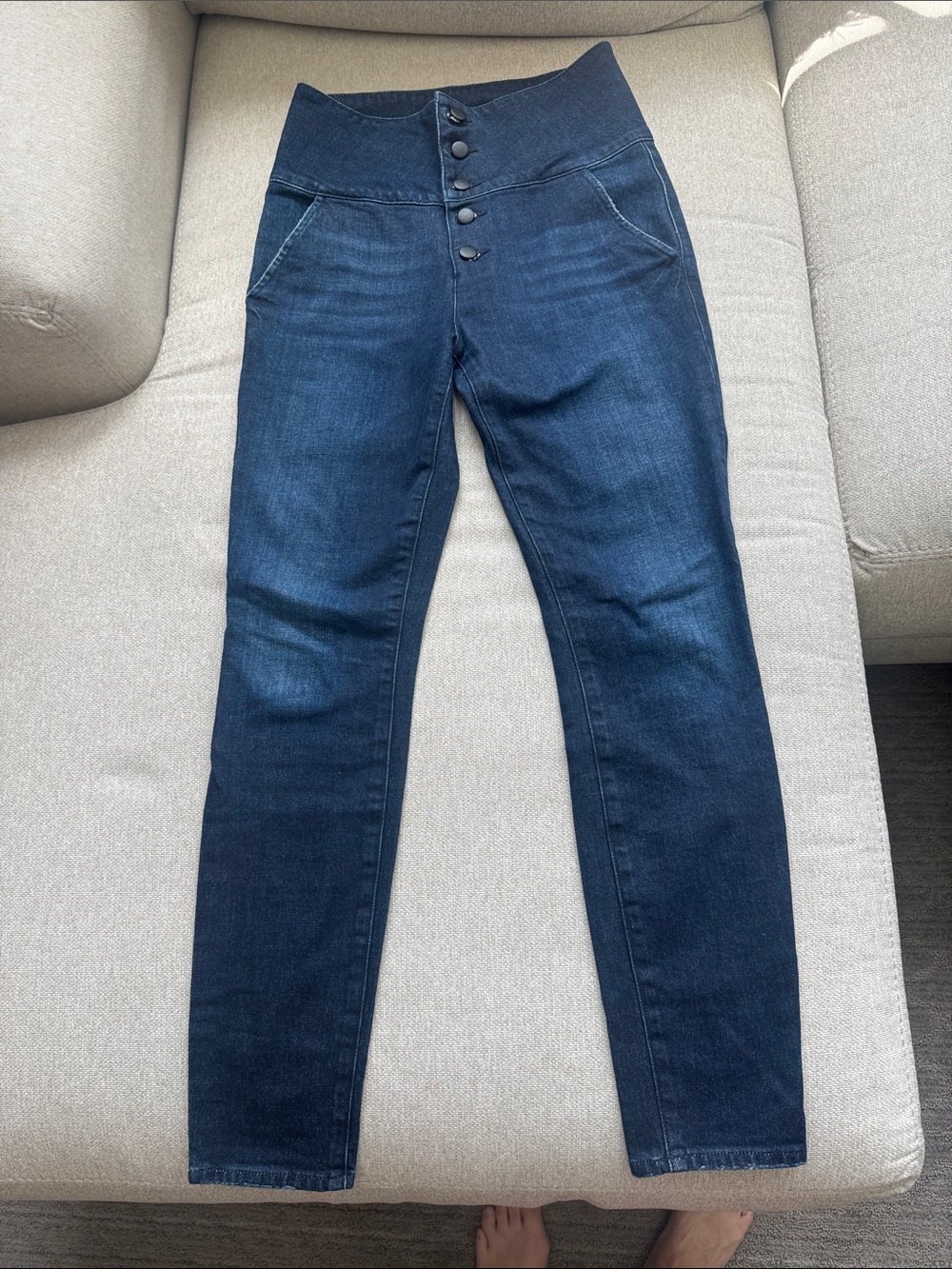 Frame Denim Indigo High-Rise Skinny Jeans with Button Fly